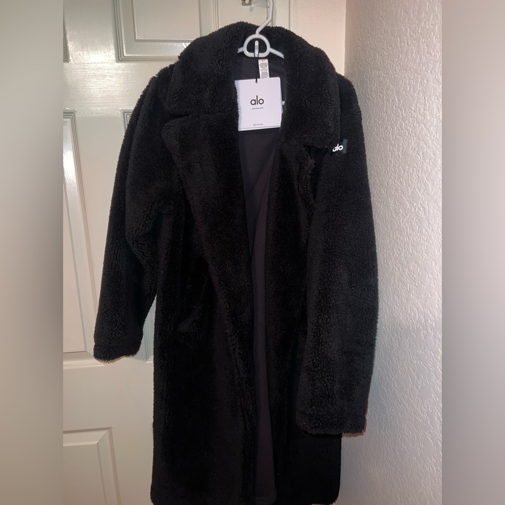 ALO oversized Sherpa trench size s